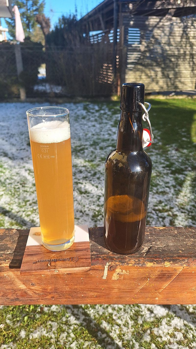 Daniel aus A-4061 Pasching